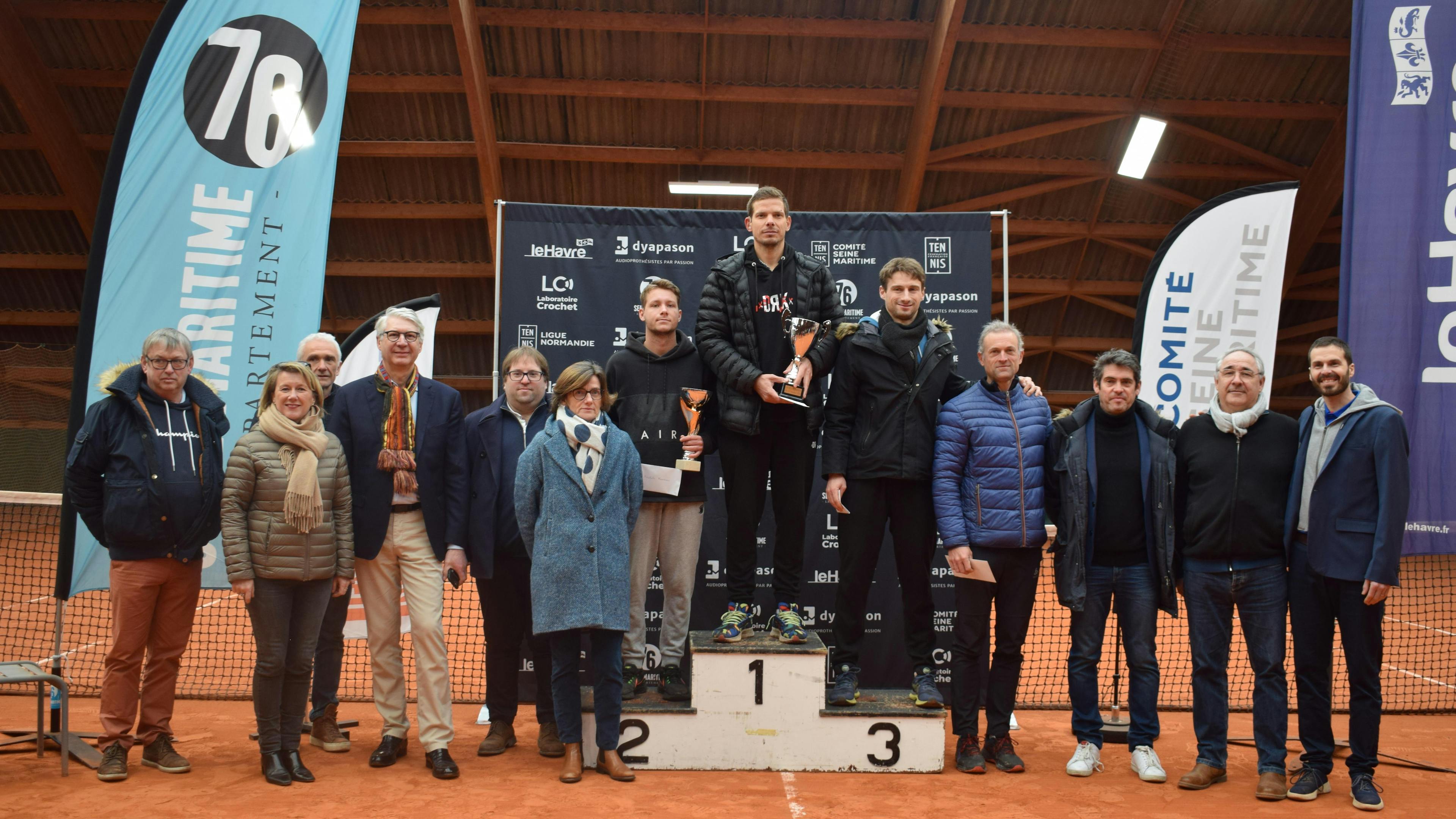 Le podium masculin de l'épreuve.