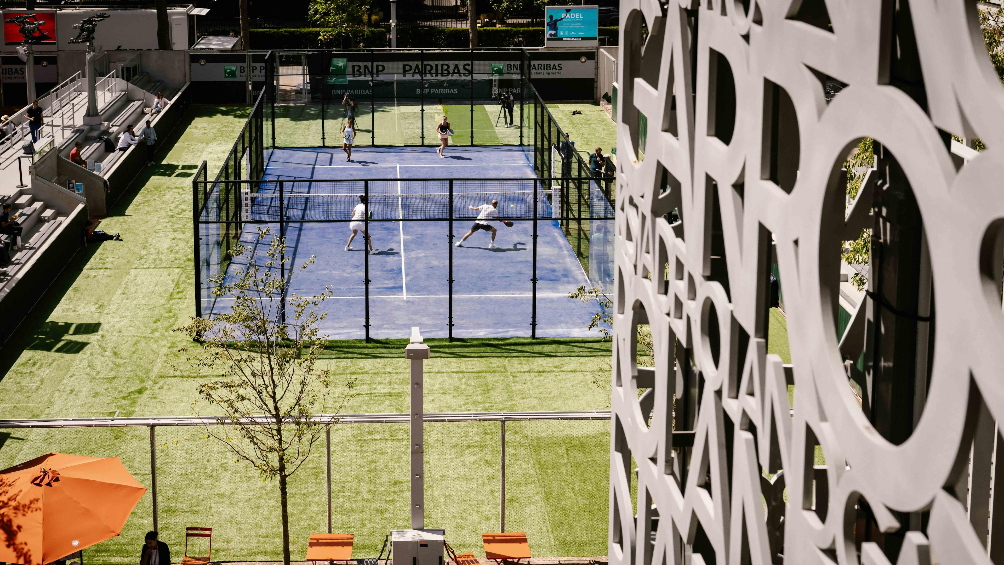 Le padel est ouvert à Roland-Garros !