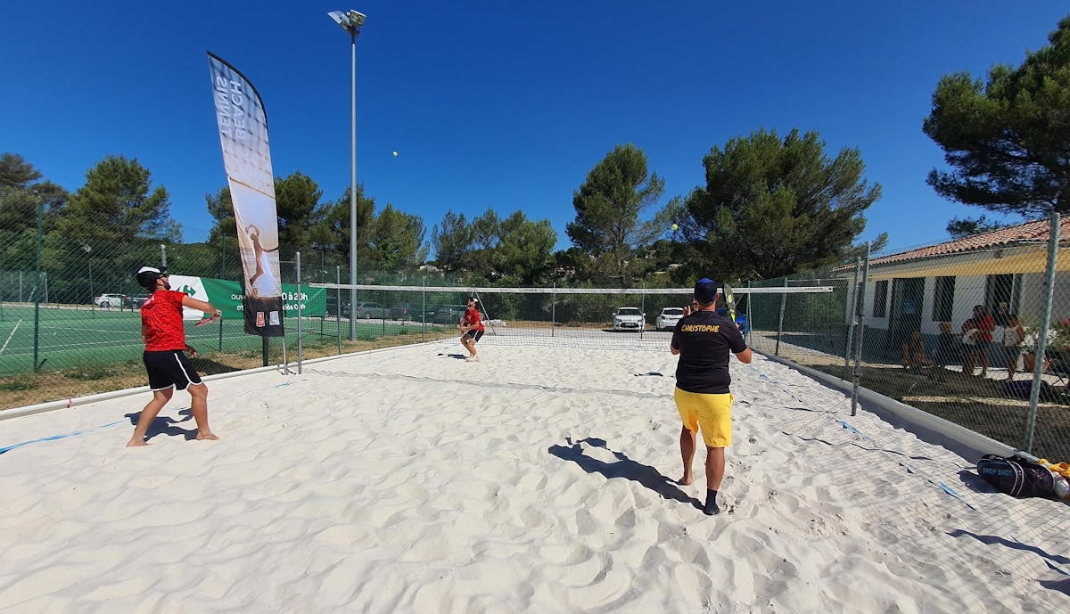 Carré beach : spectacle et convivialité en PACA | Fédération française de tennis