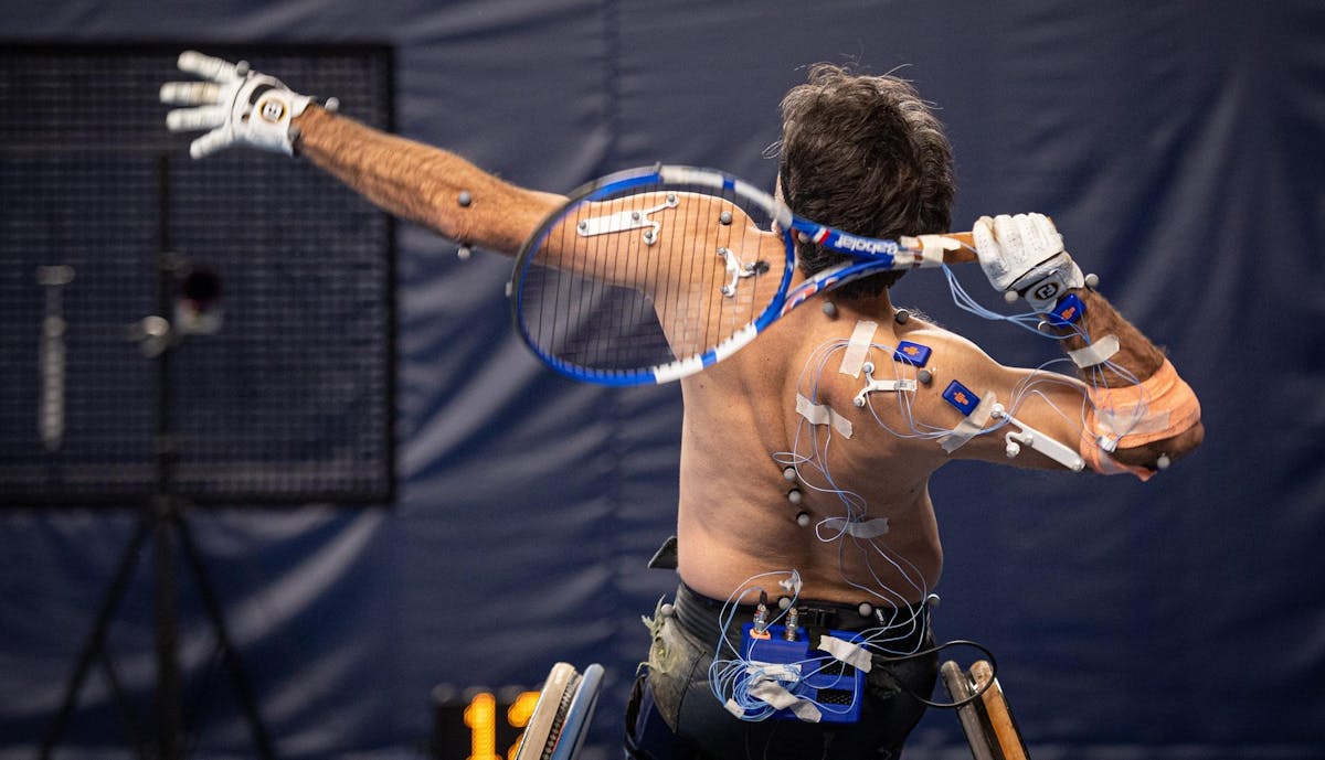 Comment la DTN aide les athlètes à améliorer leur technique | Fédération française de tennis