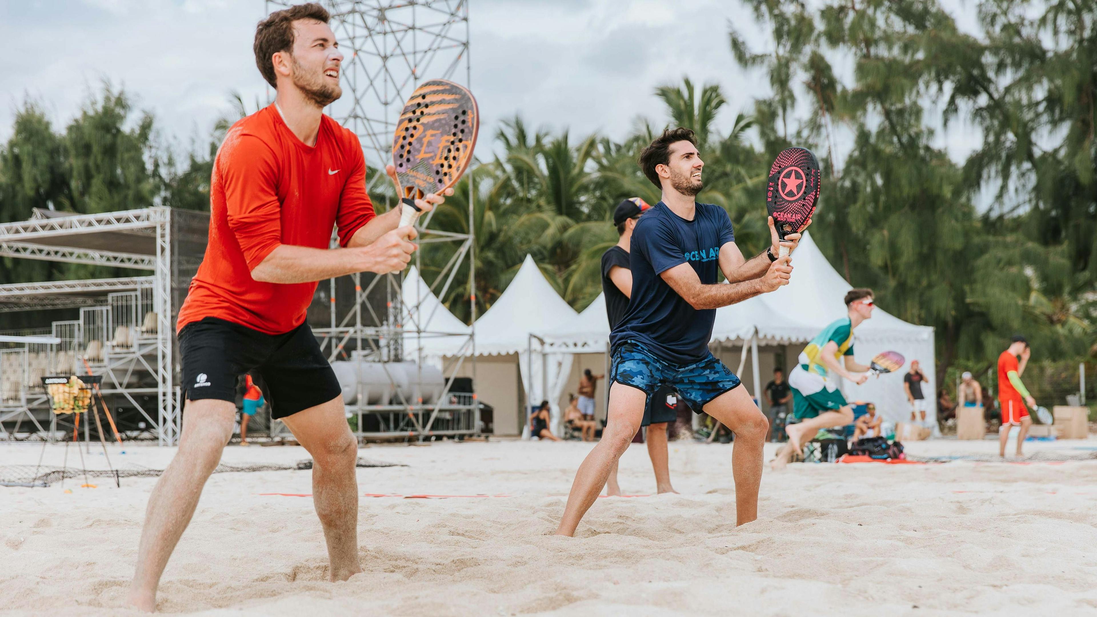 Mathieu Guégano et Théo Irigaray à l'entraînement sur la plage des Brisants en début de semaine.