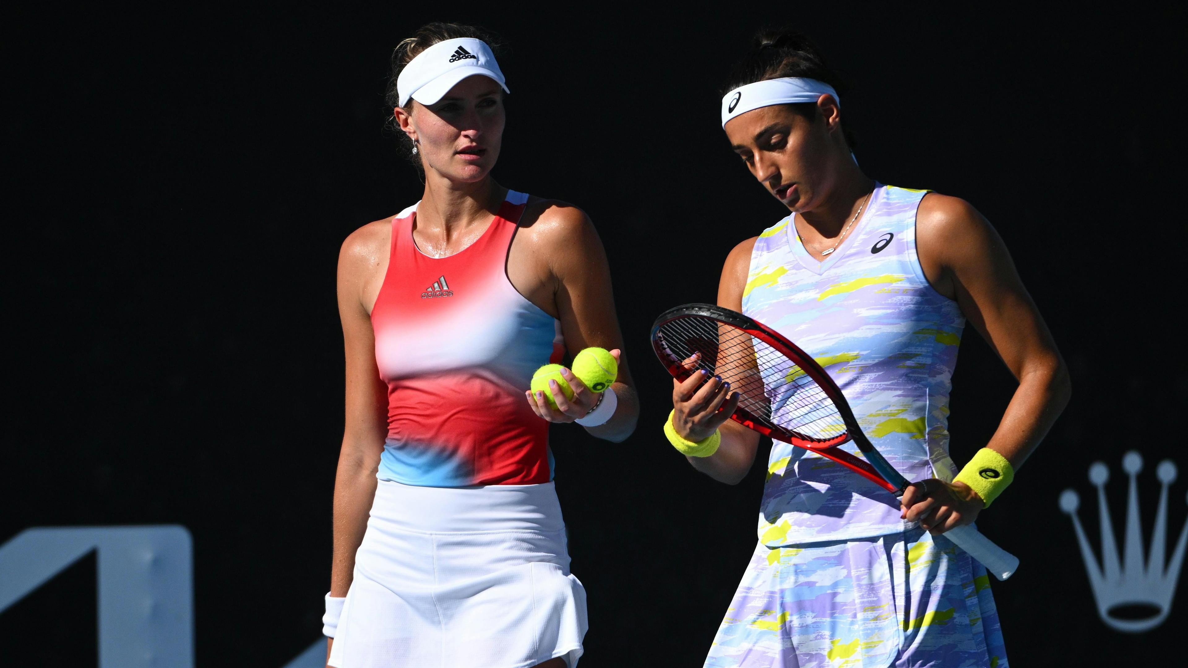 Kristina Mladenovic et Caroline Garcia n'iront pas au 3e tour.