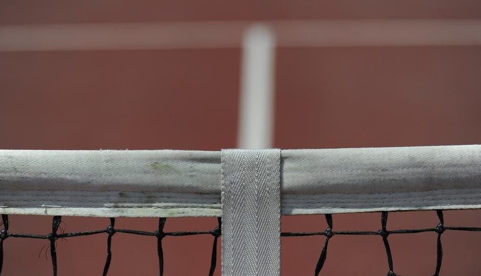 Couvre-feu national et suspension des activités en intérieur | Fédération française de tennis