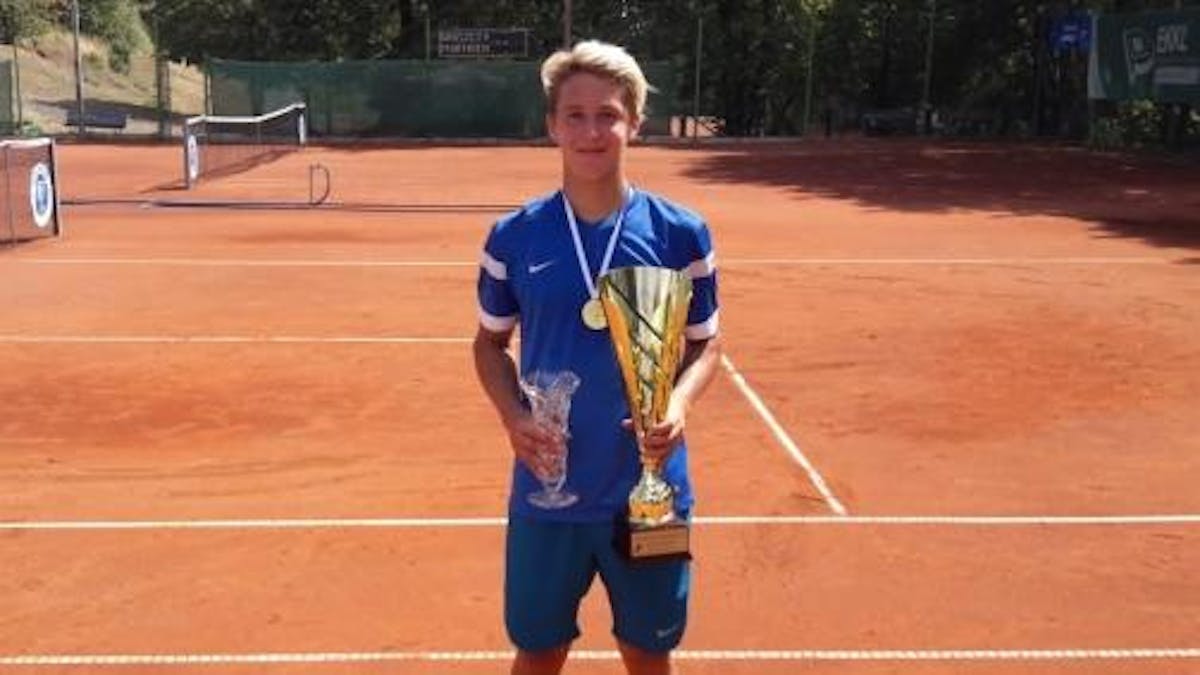 Sean Cuenin sacré champion d'Europe des 14&U | Fédération française de tennis