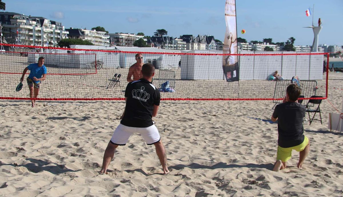 Carré beach : double ration de beach tennis au Pouliguen ! | Fédération française de tennis