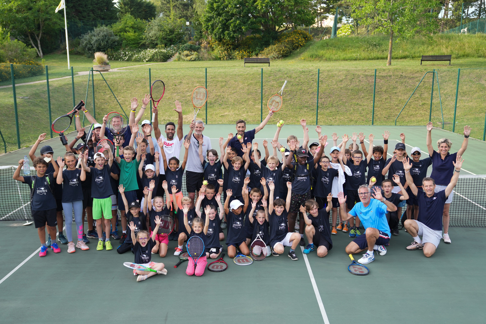 Intersport continue l'aventure avec la Fédération Française de Tennis