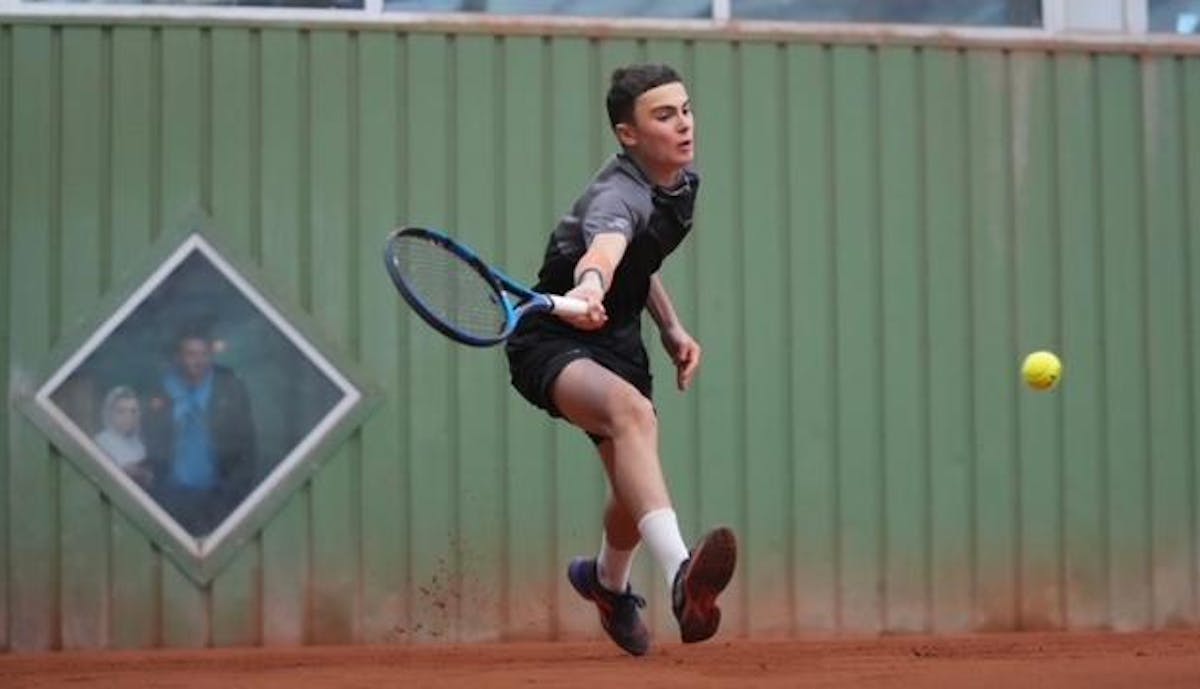 13-14 ans : Lucas Bazin, le portrait vidéo | Fédération française de tennis