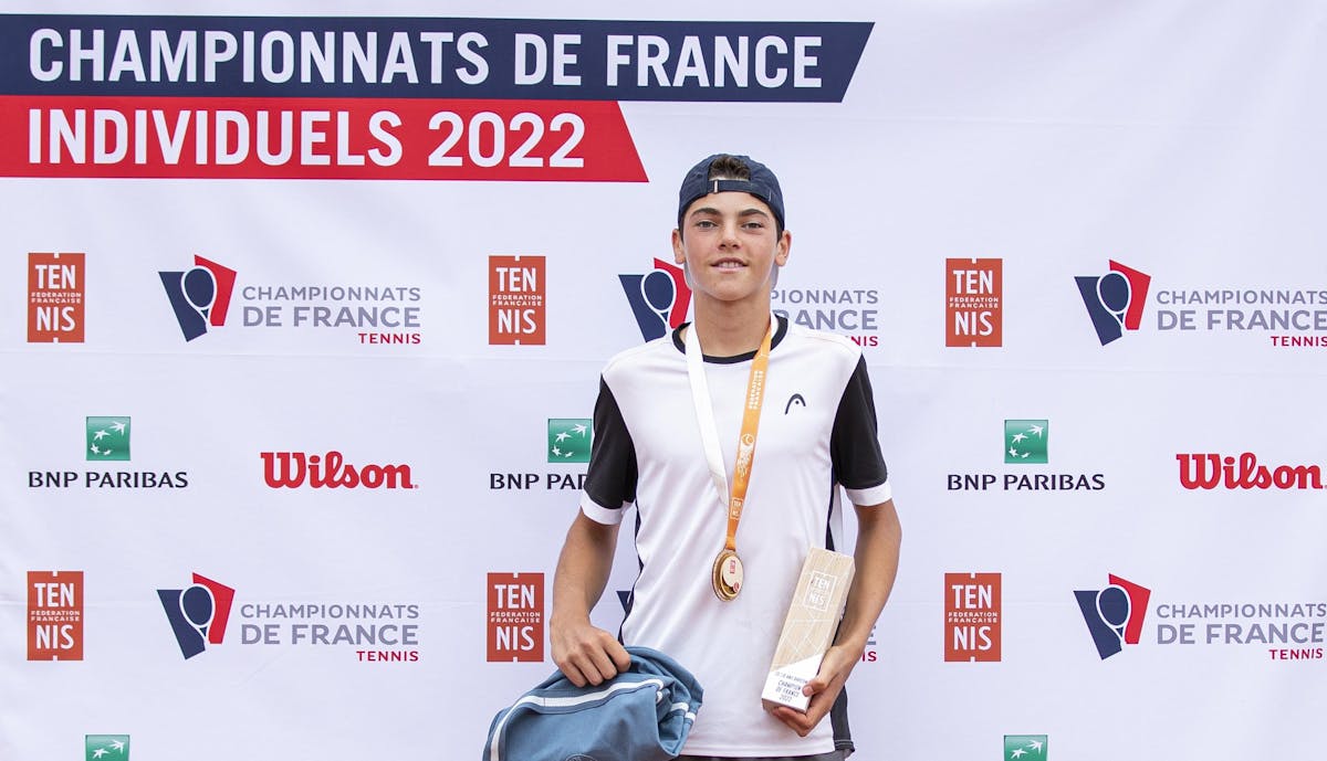 15-16 ans : Marionneau remporte la valse à trois temps | Fédération française de tennis