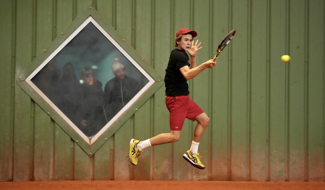 12 ans garçons : Luca Iliescu, le portrait vidéo | Fédération française de tennis