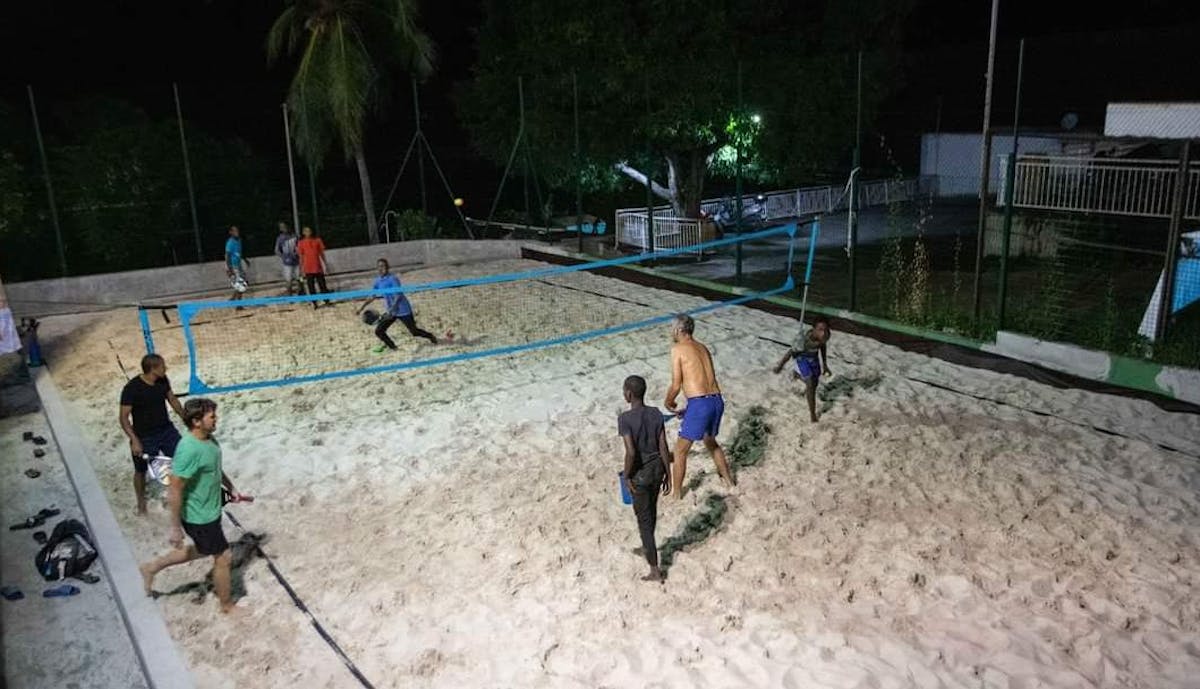 Le mardi, c'est carré Beach : première à Koropa ! | Fédération française de tennis