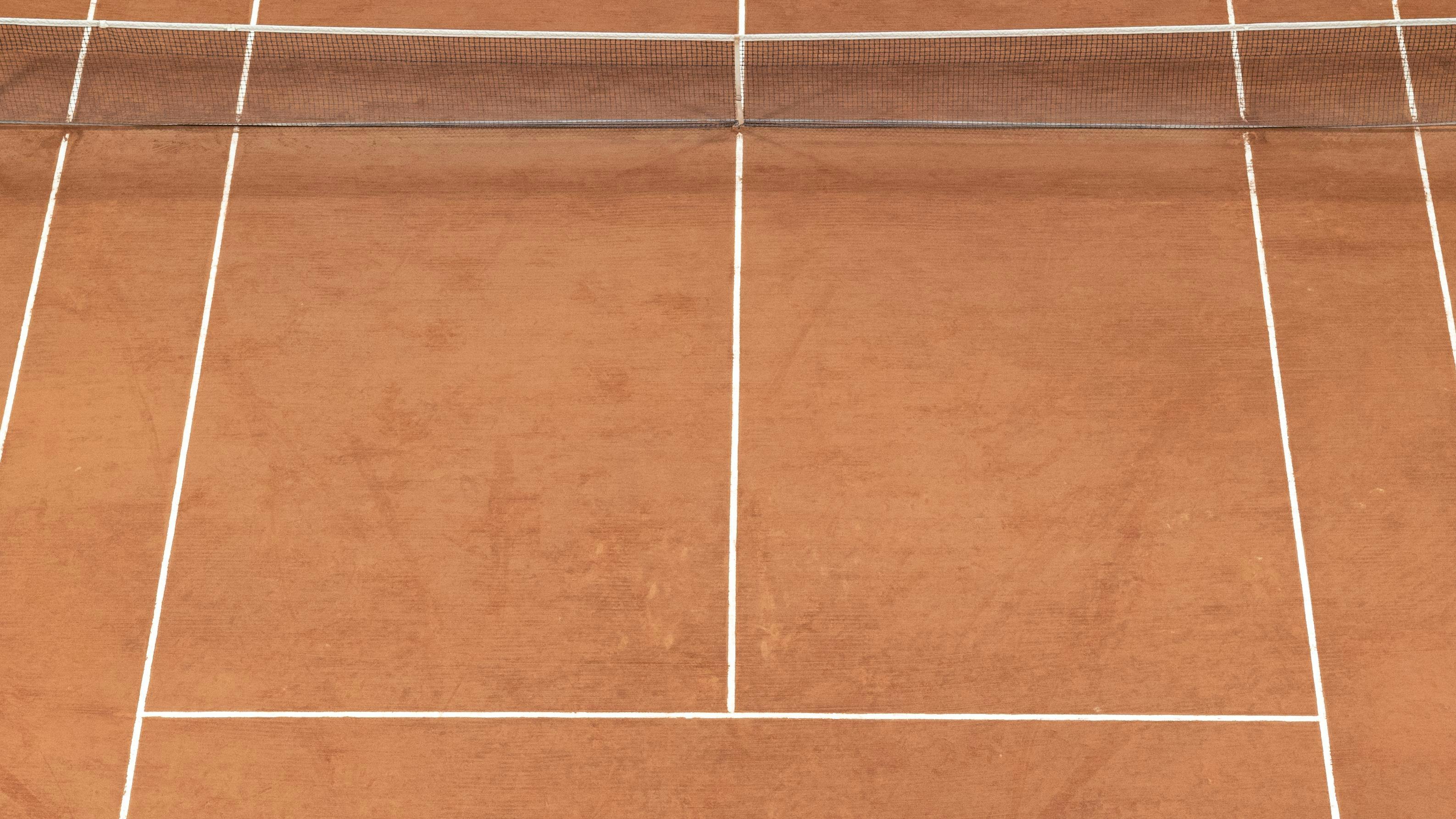 Les carrés de service n'en étaient pas au début de l'histoire du tennis.