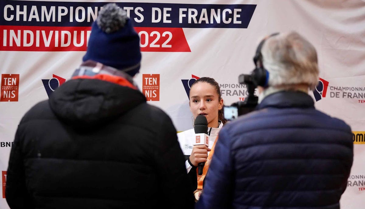 12 ans filles : Lina Mislimi, le portrait vidéo | Fédération française de tennis