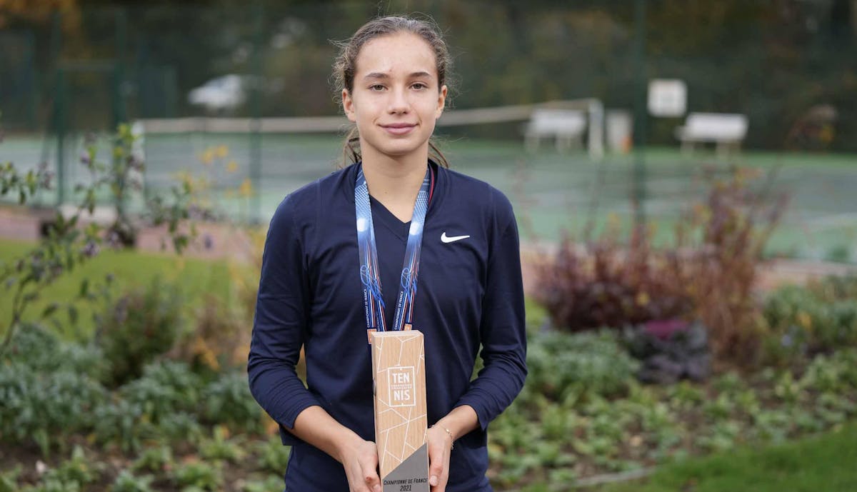 13-14 ans : Ophélie Boullay, une fortune de revers | Fédération française de tennis