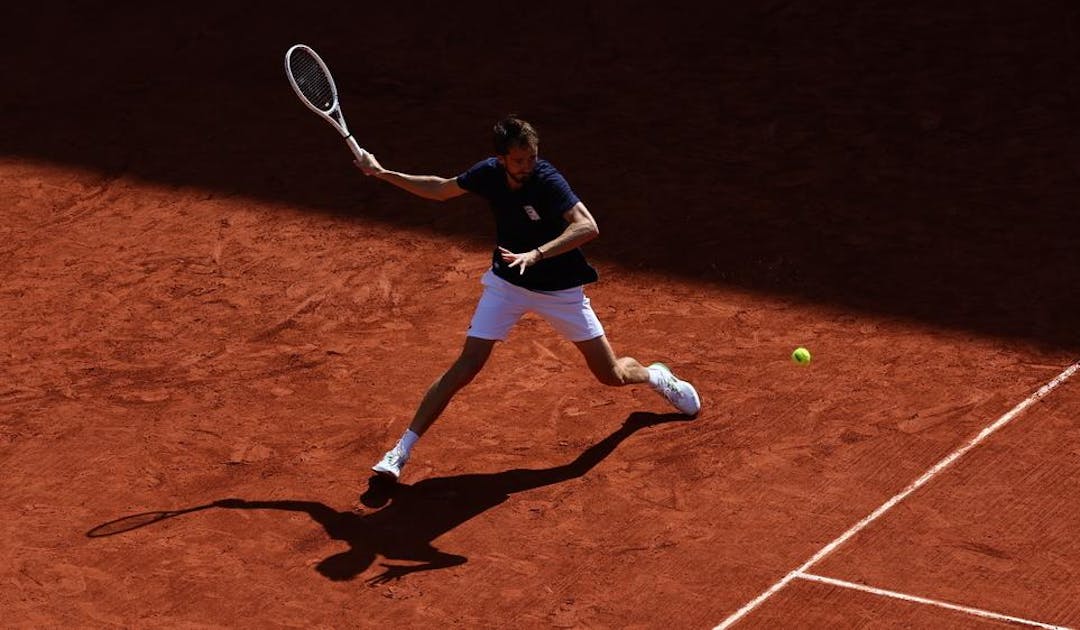 Comment bien jouer sur terre battue, les conseils de Gilles Cervara | Fédération française de tennis