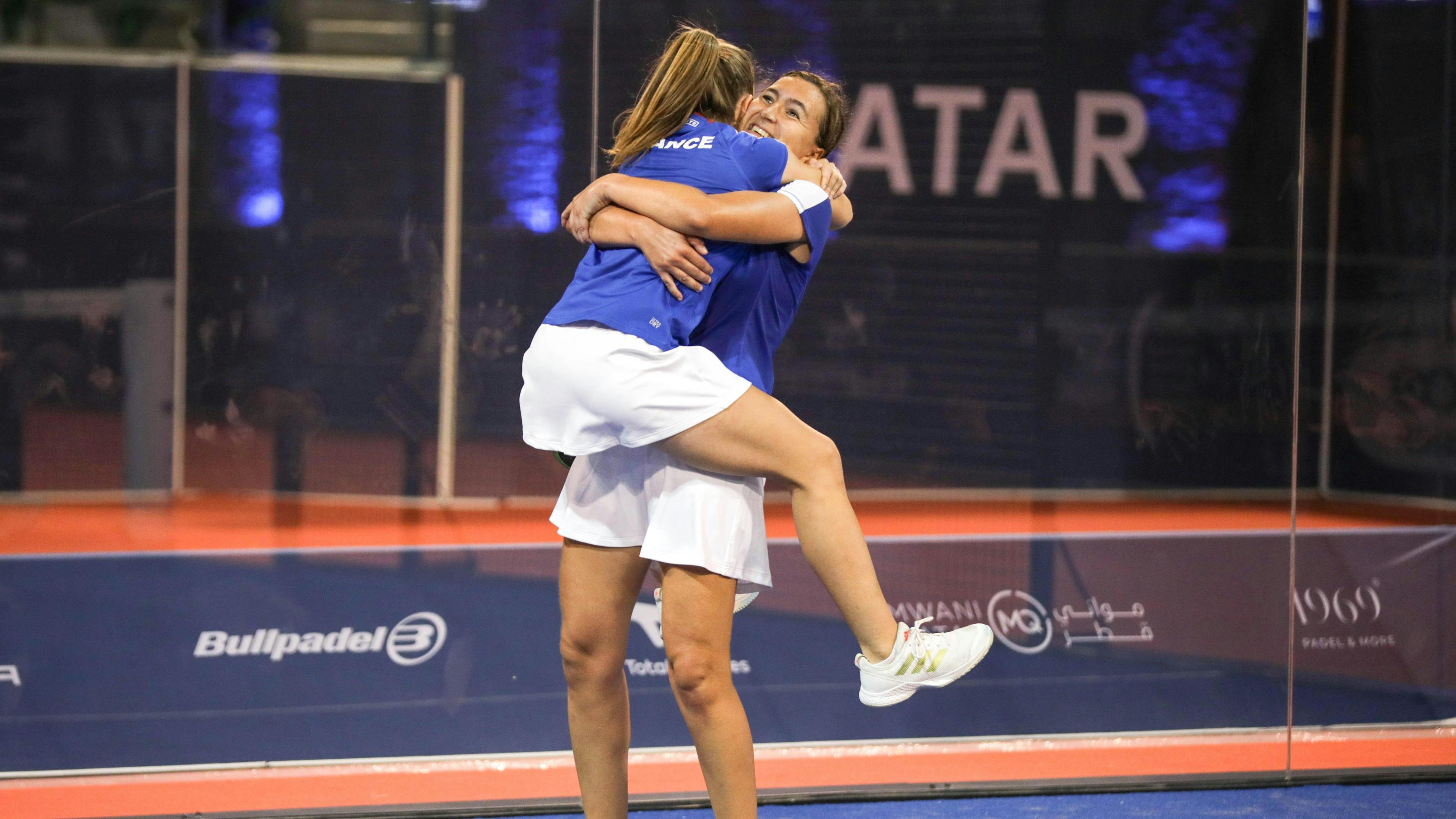 Fiona Ligi et Elodie Invernon ont apporté le point de la victoire aux Bleues.