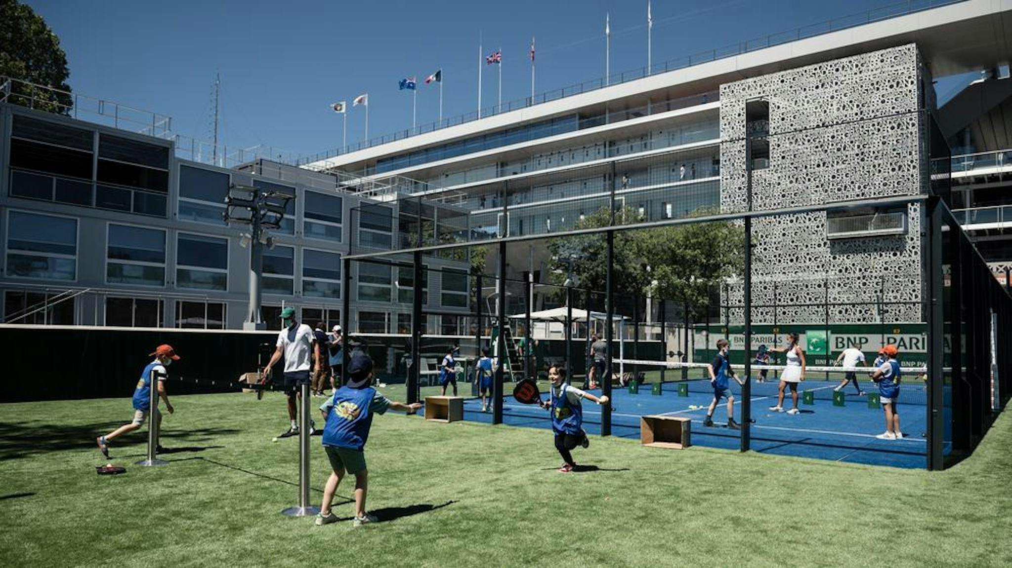 Le padel mis à l'honneur pendant Roland-Garros.