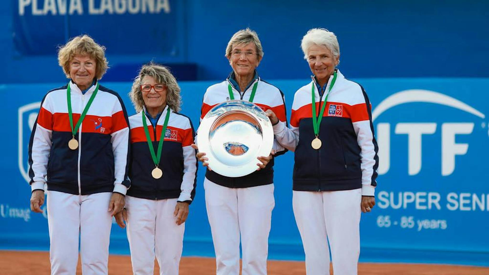 Michele Bichon, Frédérique Caillard, Sylvie Galfard-Kirsten, Jeannette Garnier en or aux Championnats du Monde Super Seniors en 2019.