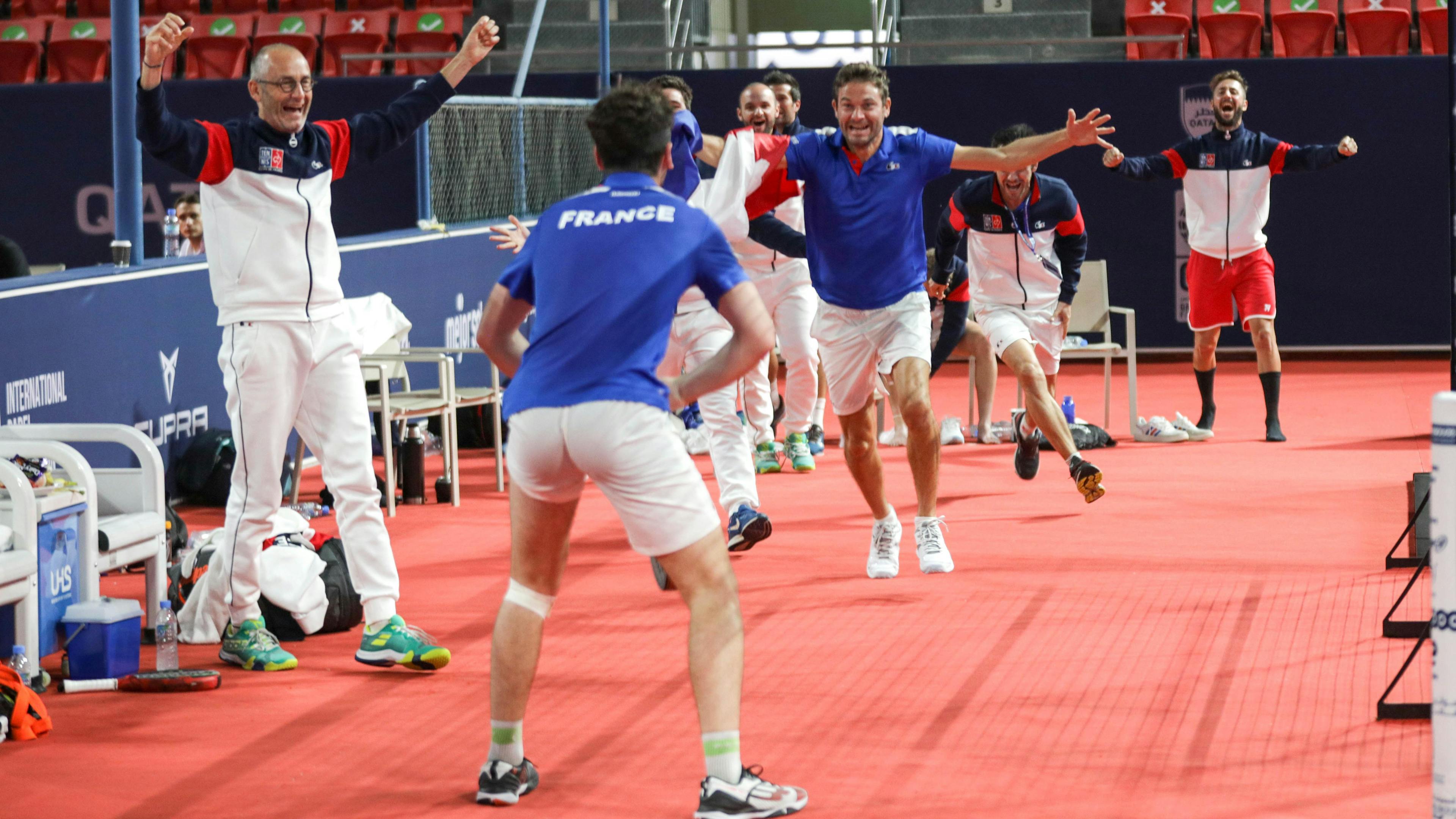 La joie des Bleus qui accèdent aux demi-finales de ces Mondiaux !