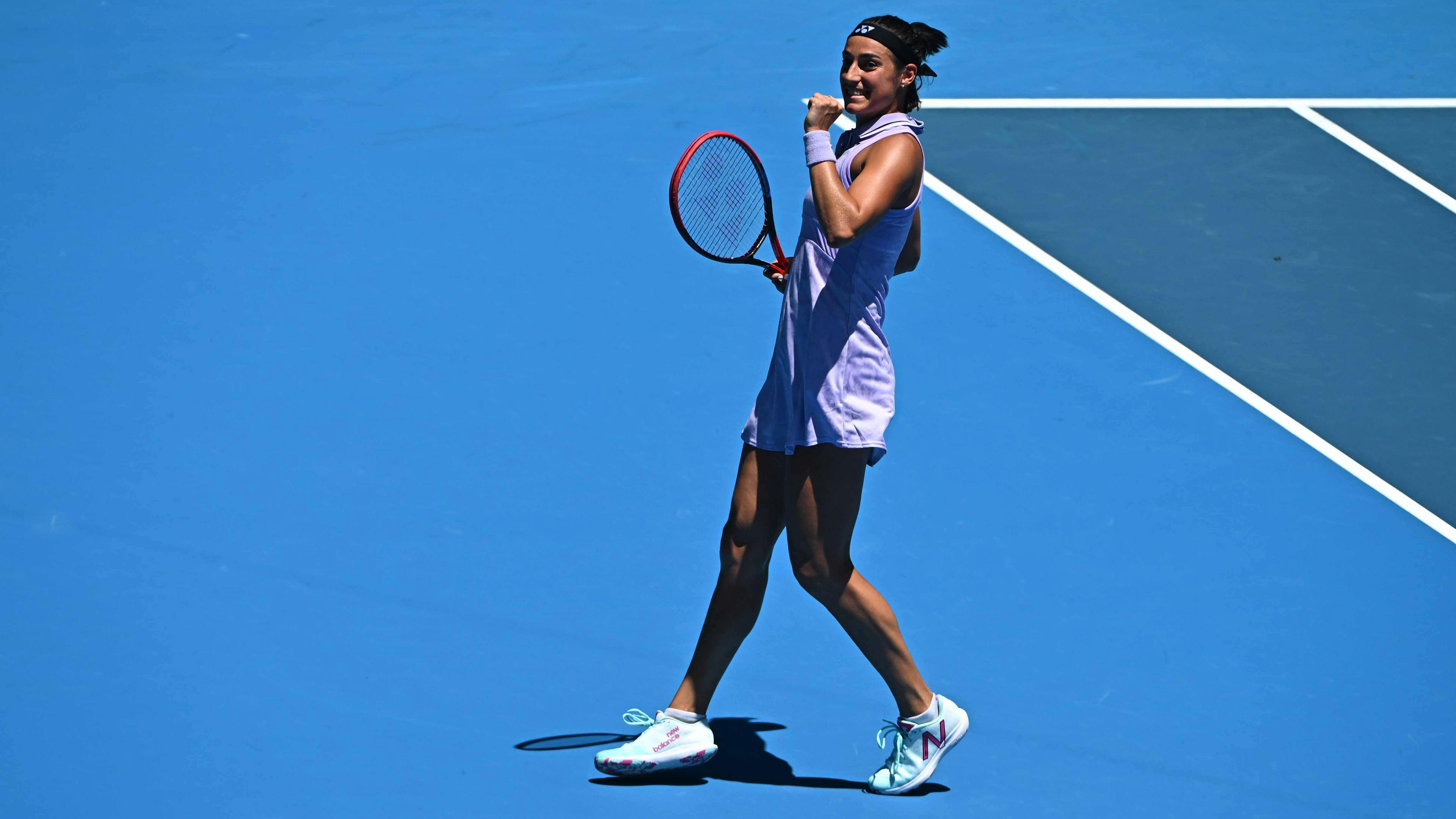 Caroline Garcia s'est imposée 6/3, 6/0 pour son entrée en lice à l'AO 2023.