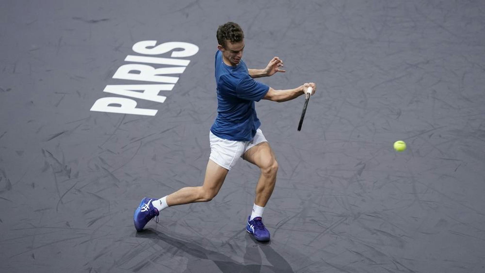 Luca Van Assche va découvrir l'ambiance du Rolex Paris Masters, ce lundi.