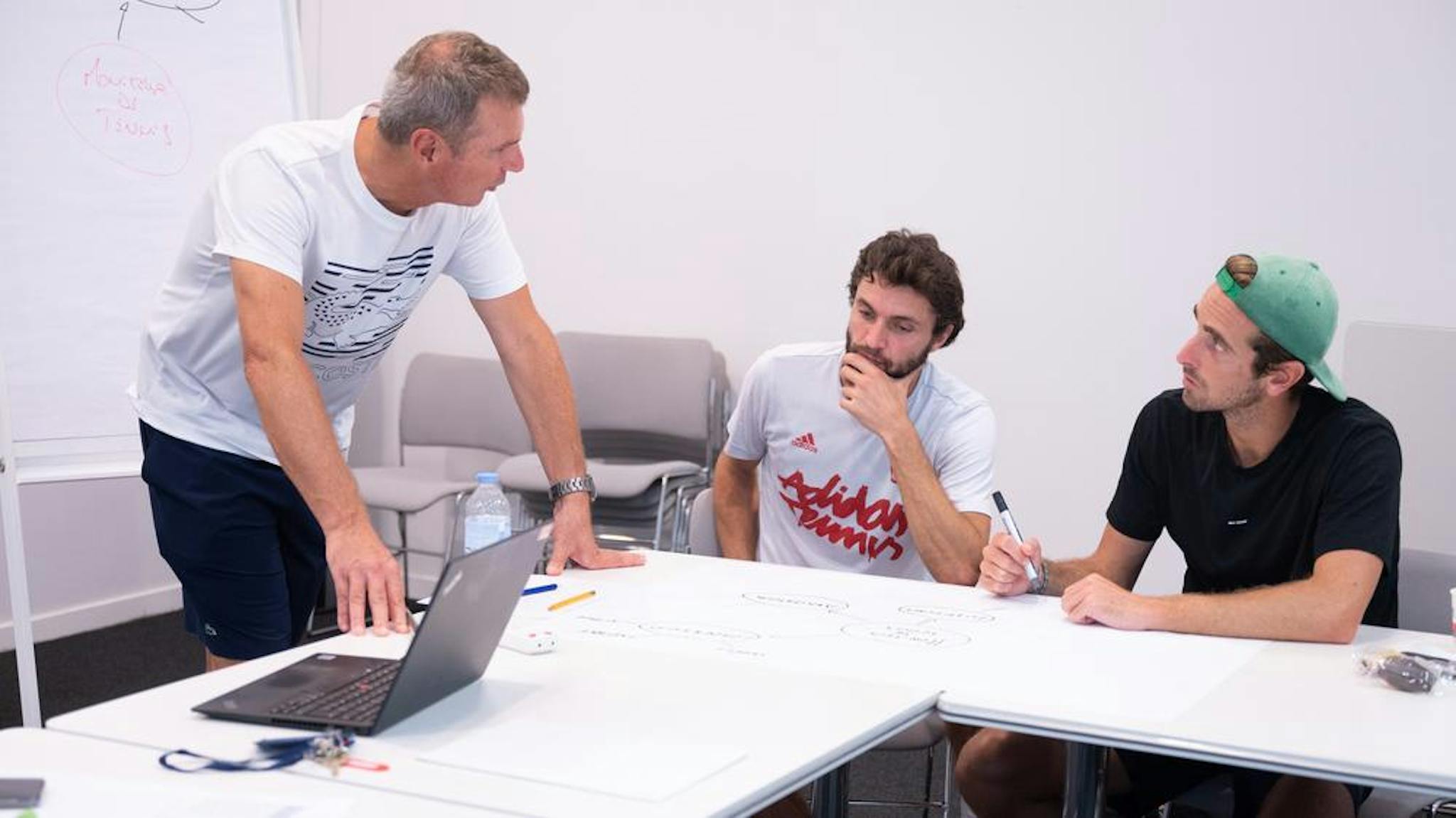 Jean-François Blanco avec Gilles Simon et Alexis Musialek.