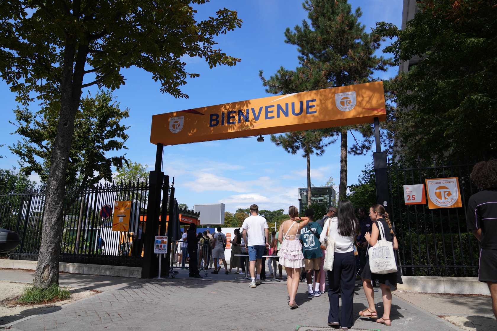 Free Tickets Now Available for Roland-Garros Tennis Club 2026: Dates & Activities