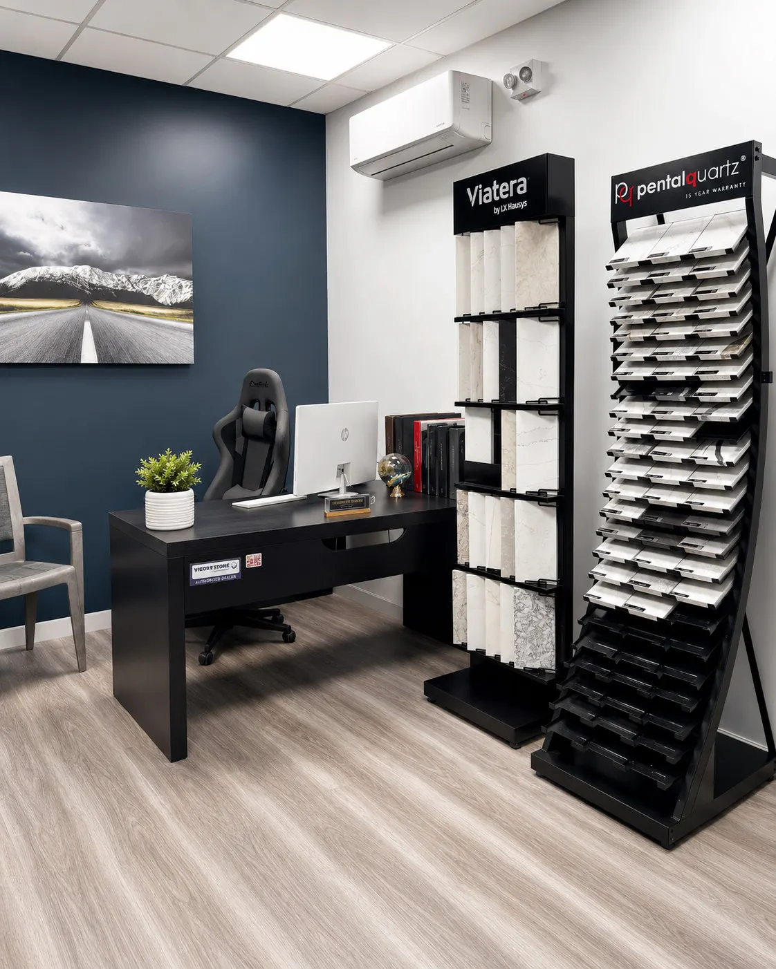 Showroom — 3