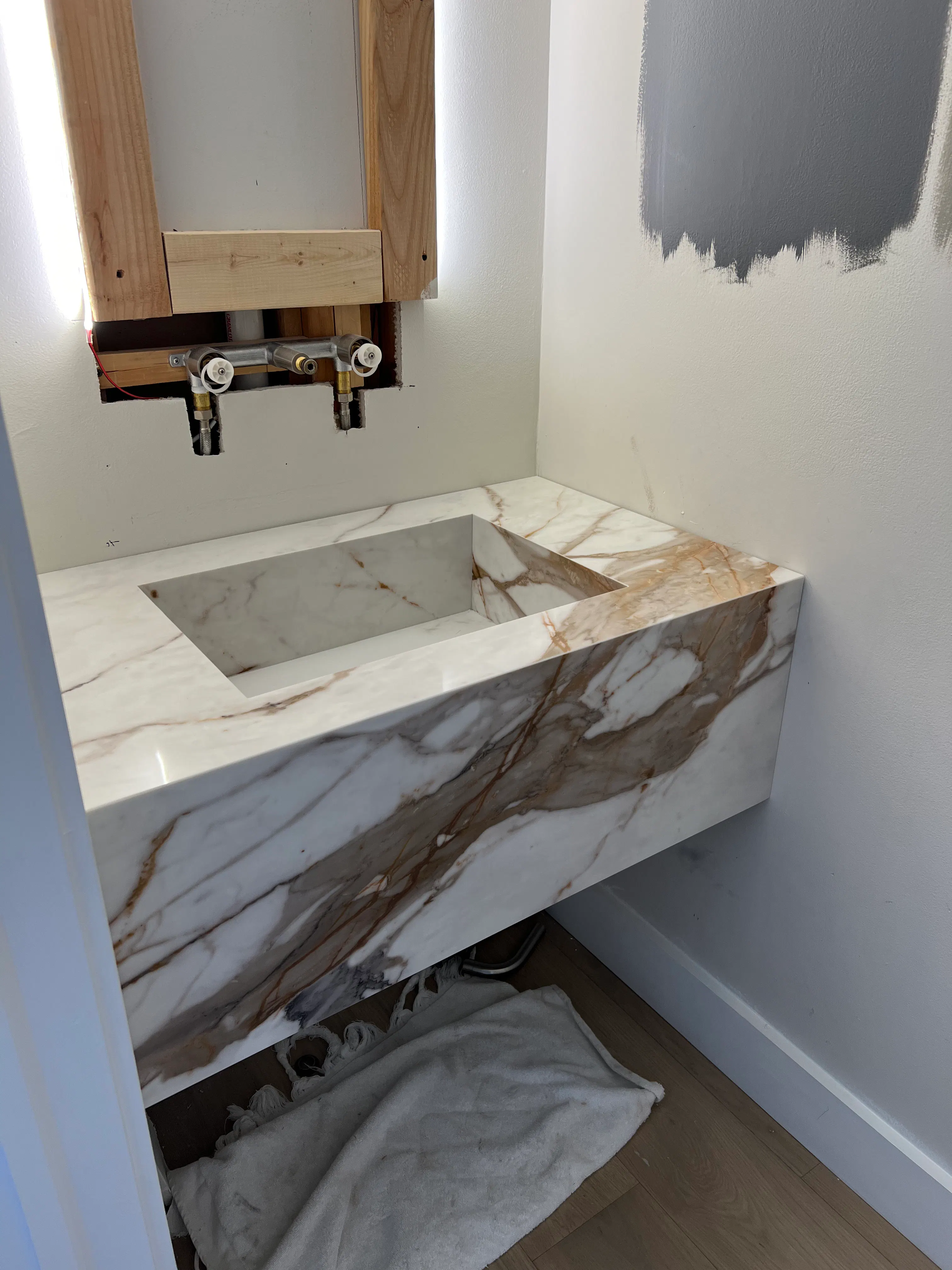 Vanity Tops — 44