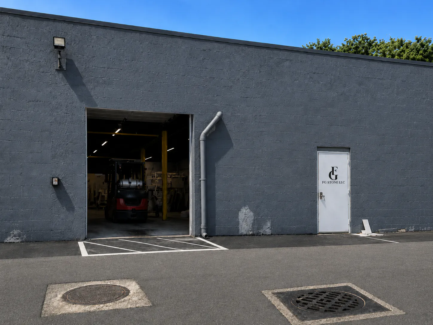 Showroom — 8