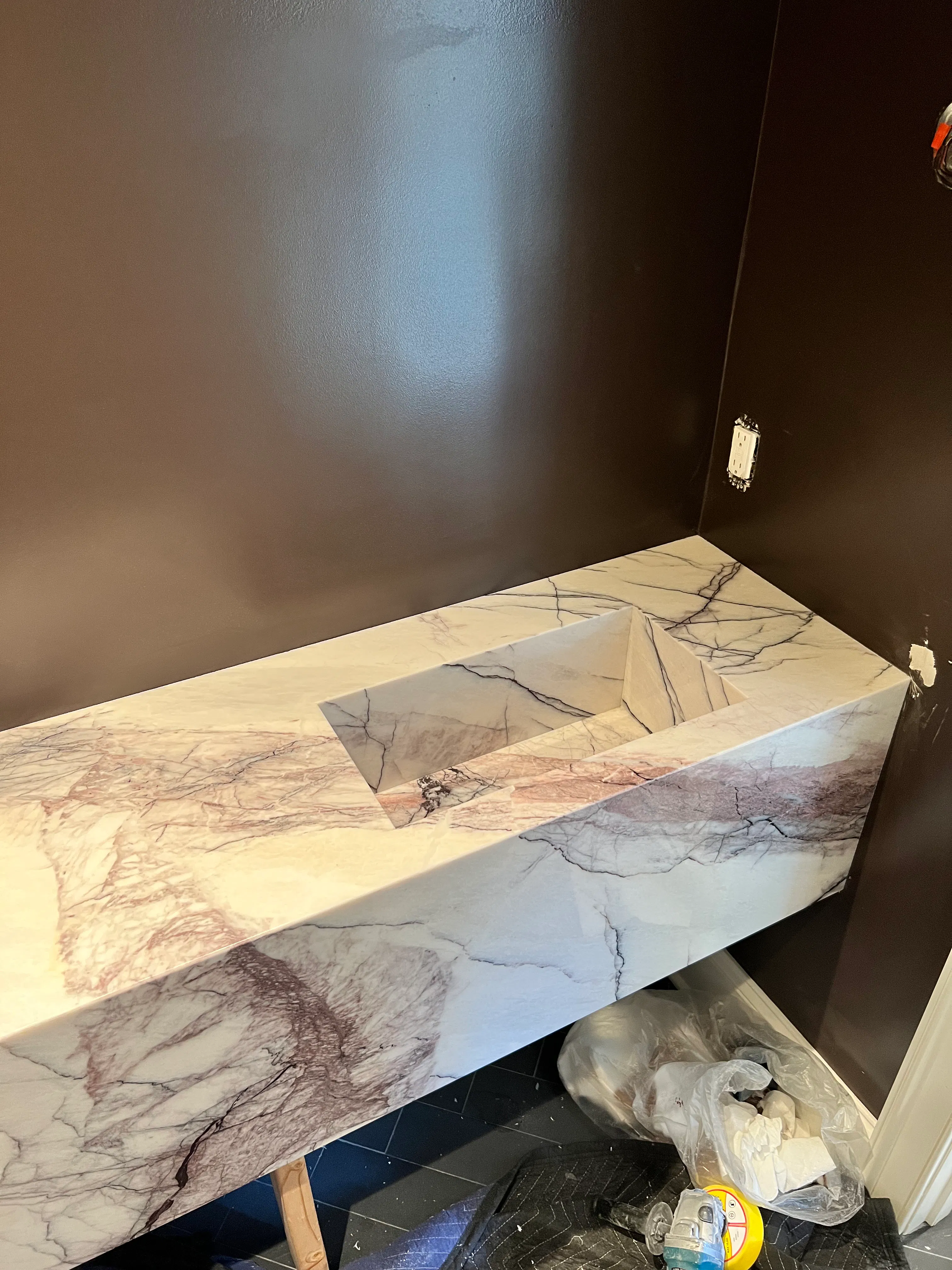 Vanity Tops — 84