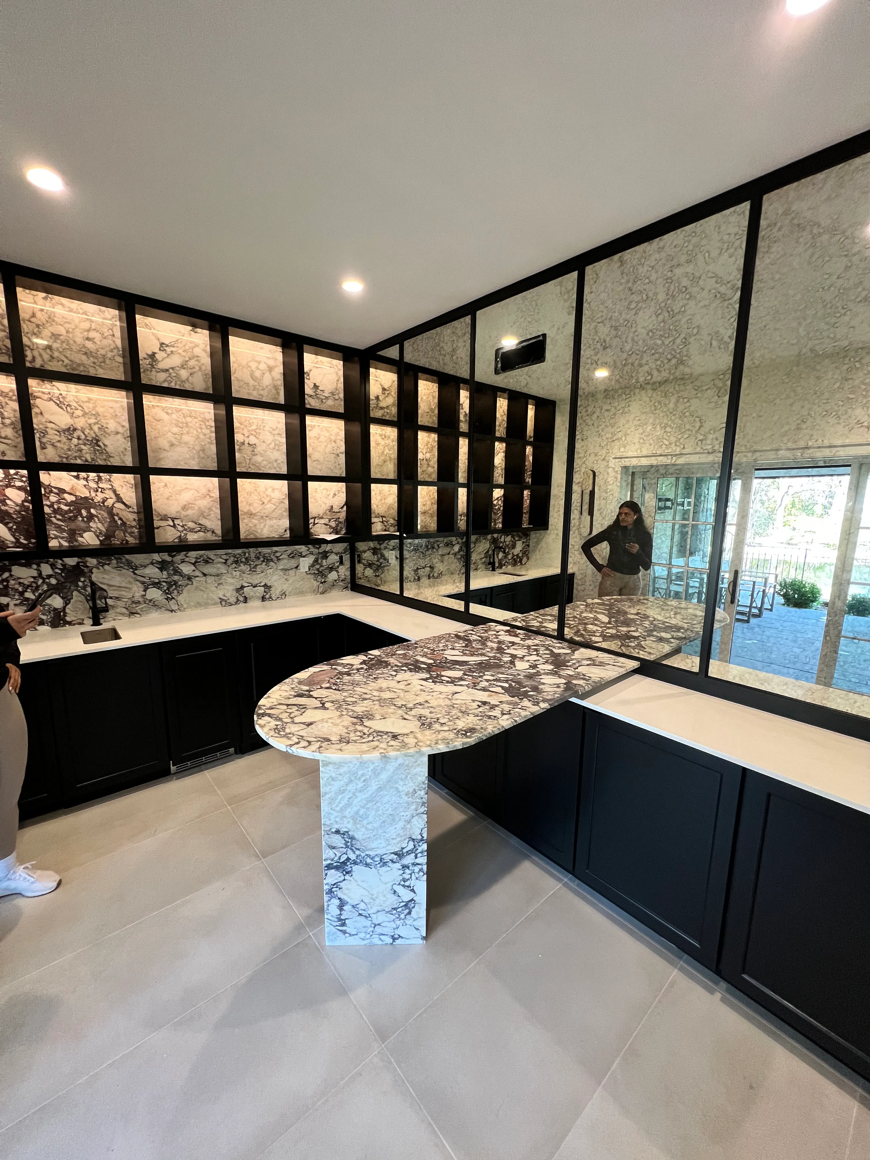 Kitchens — 16