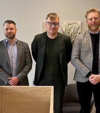Tómas Eiríksson meðstofnandi Lagavita, Steinar Örn formaður FHSS, Jóhann Gunnar formaður SL, Hjalti Einarsson framkvæmdarstjóri Þjónustuskrifstofunnar og Jóhannes Eiríksson meðstofnandi Lagavita.