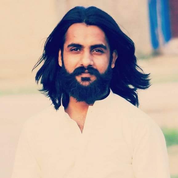 Zuhaib Ahmed Pirzada, Author, FiftyTwo.in