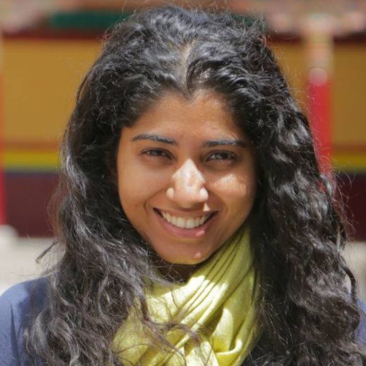 Kamakshi Ayyar - Author, FiftyTwo.in
