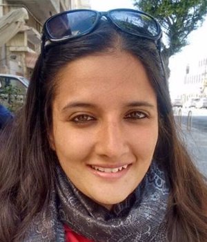 Urvashi Sarkar - Author, FiftyTwo.in