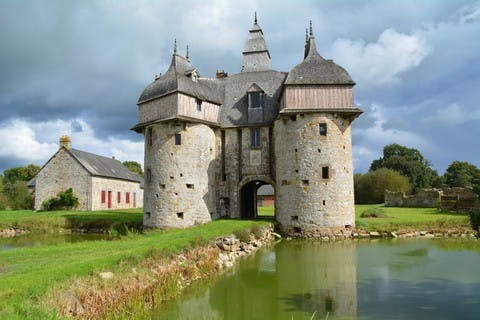 Devenir châtelain pour le prix d’un studio parisien