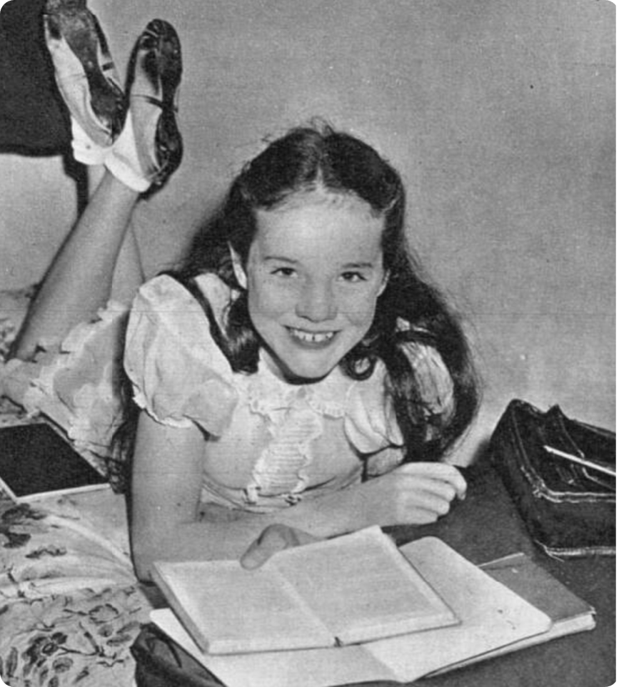 A young Julie Andrews in 1947