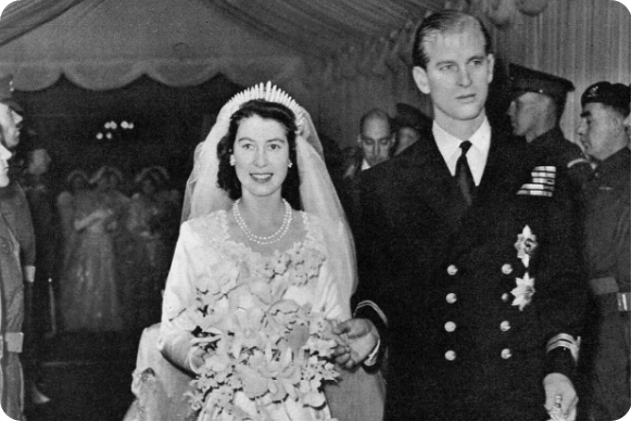 princess elizabeth and prince philip on their wedding day