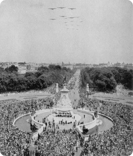 The Queen's birthday parade, 1952