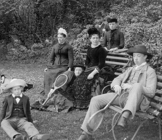 6 Tools to Take Your Family Tree Back to the Victorian Period