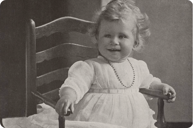 elizabeth ii as a baby