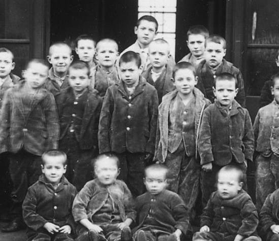 guest-post-peter-higginbotham-explores-findmypasts-workhouse-records-header