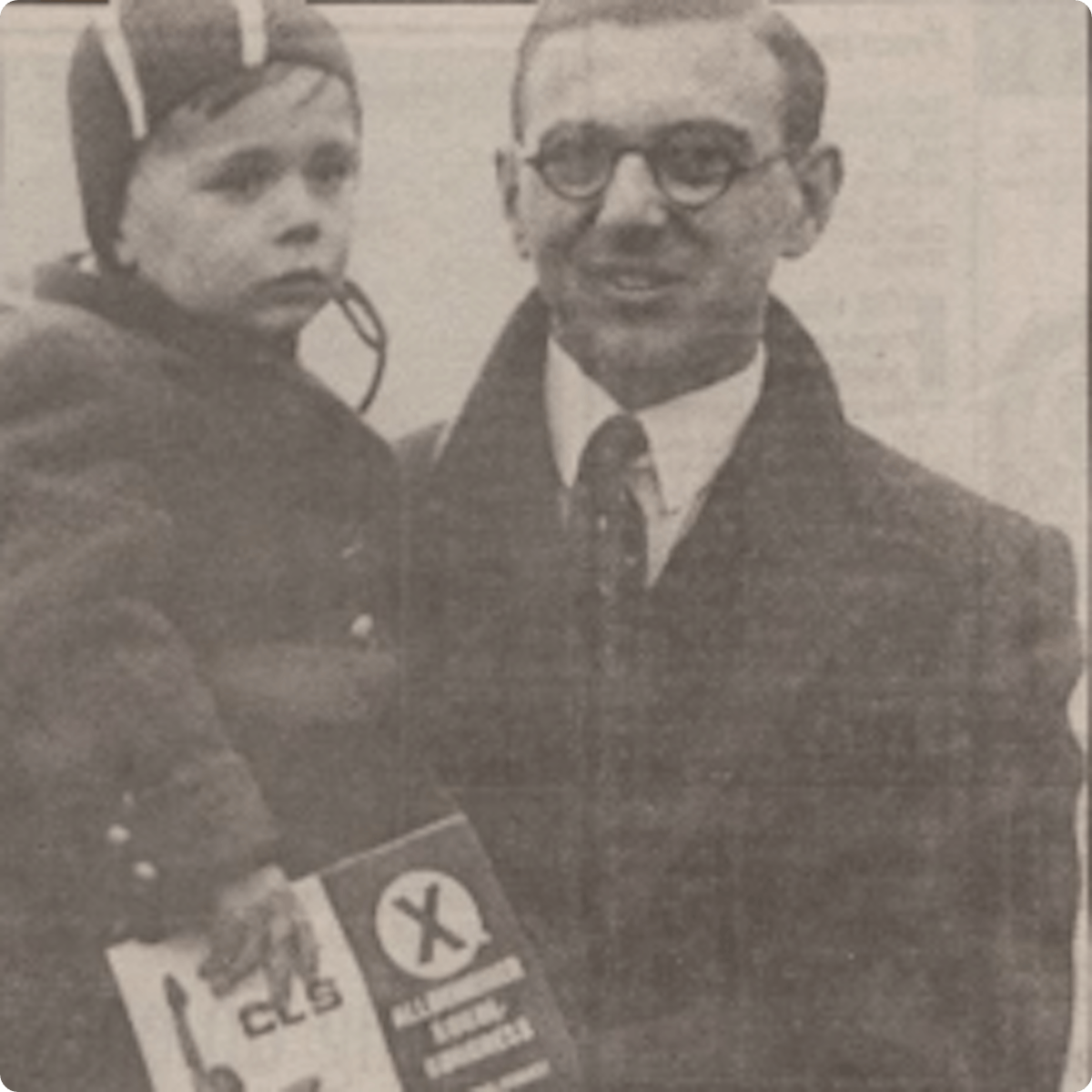 Nicholas Winton with one of the children he helped rescue, pictured in the Sunday Mirror, 28 February 1988.