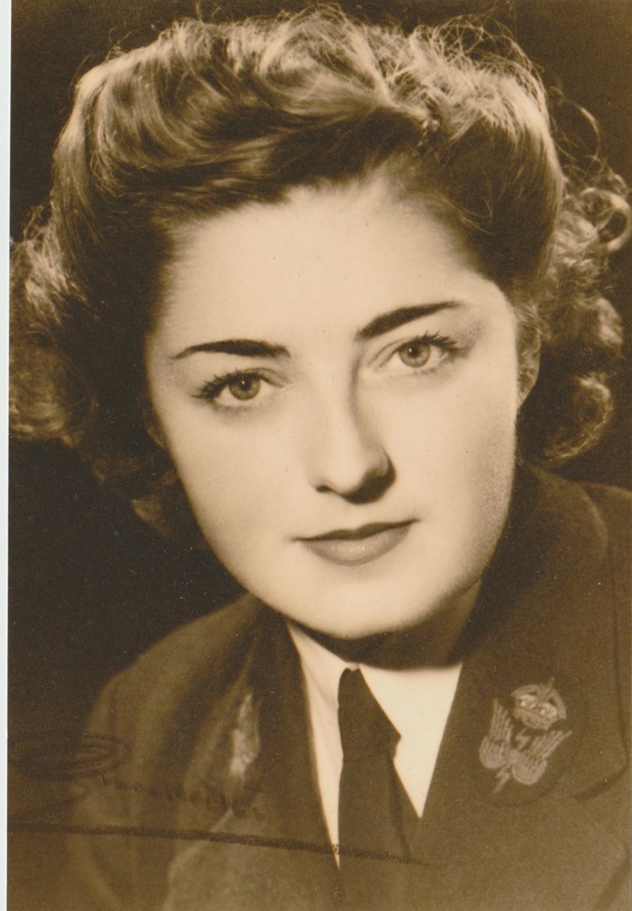 Pat Owtram pictured in her WRENS uniform