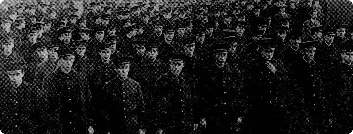 1914 photo of Grimsby Chums