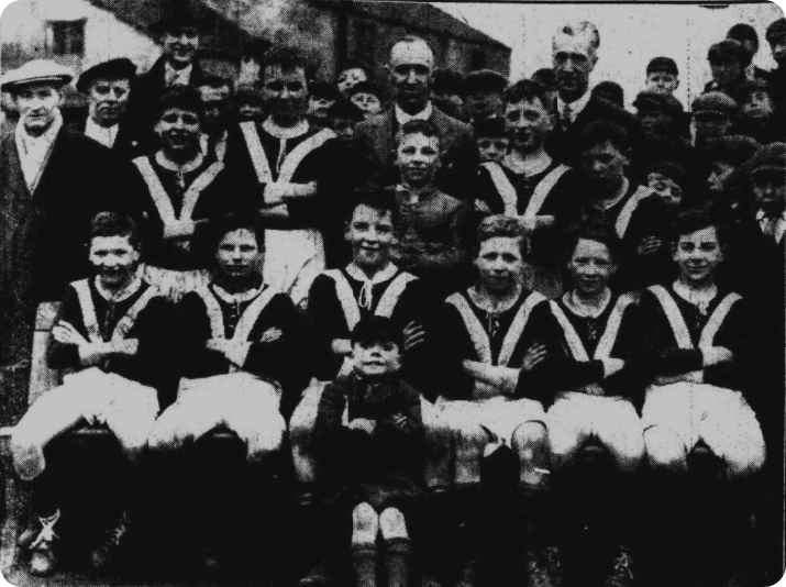 old photo of a school sports team