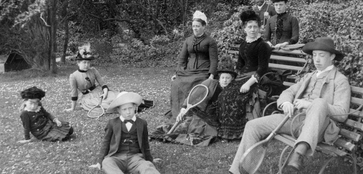 6-tools-to-take-your-family-tree-back-to-the-victorian-period-header