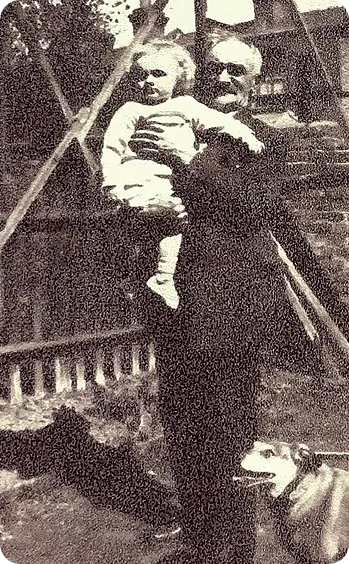 Mudlark discovery - Samuel Smith, his grandson Peter and his dog
