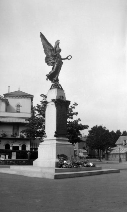 War memorial in Eastbourne, East Sussex, in 1921. From the Findmypast Photo Collection. 