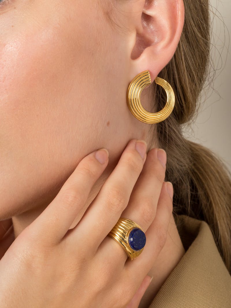 How to care for plated gold